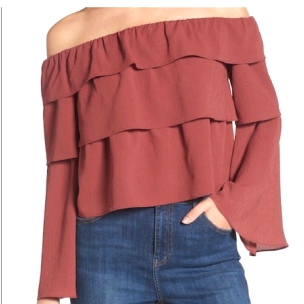 Storee off shoulder tiered blouse With Bell Sleeves sz M 